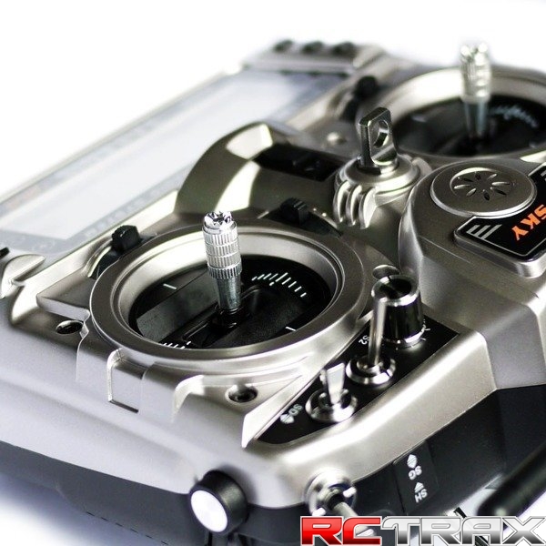 Aparatura FrSky Taranis X9D Plus + moduł dalekiego zasięgu R9M