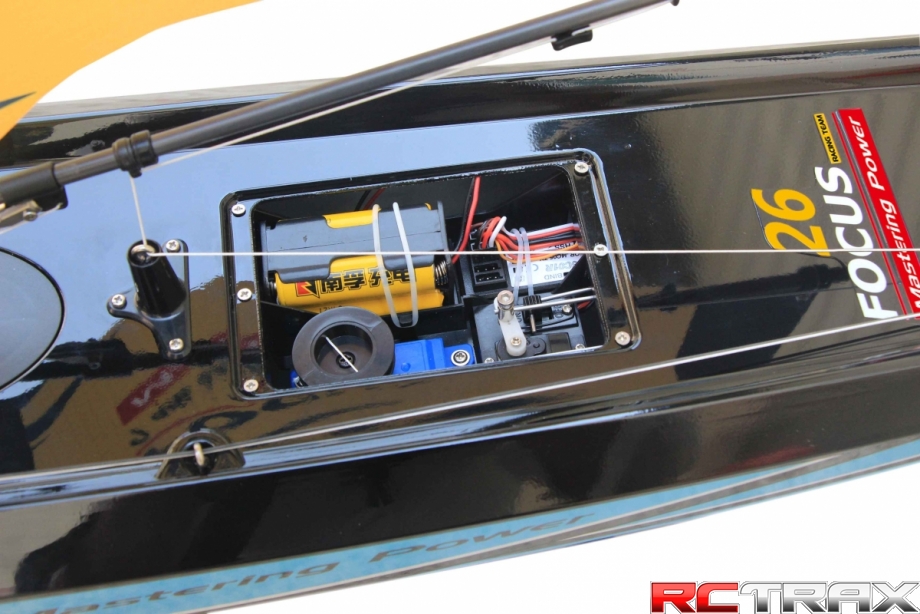 Żaglówka Focus V3 RTR