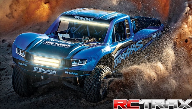 TRAXXAS 85086 UNLIMITED DESERT RACER blue + LED
