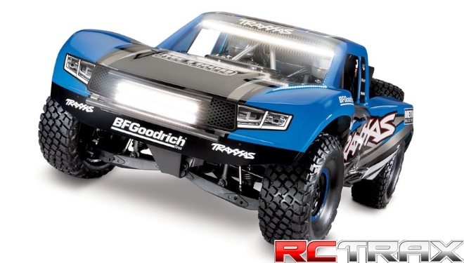 TRAXXAS 85086 UNLIMITED DESERT RACER blue + LED