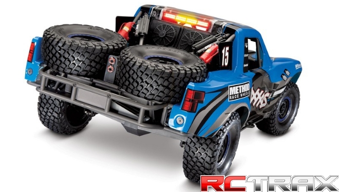 TRAXXAS 85086 UNLIMITED DESERT RACER blue + LED