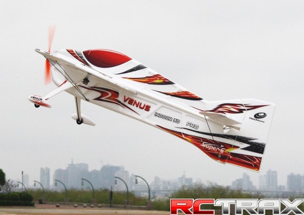 Samolot akrobacyjny Techone Venus PNP (czerwony)
