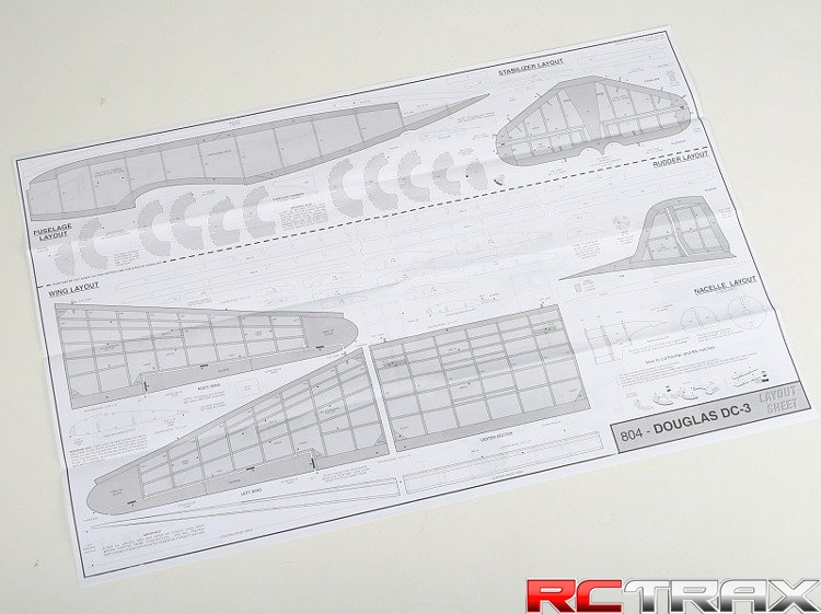 Samolot z balsy Guillow's Douglas DC-3 rozpiętość 876 mm