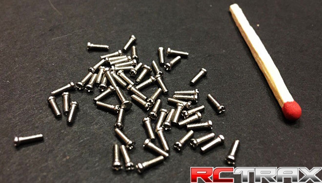 APlastics Screw set / mikro śrubki 40 szt.