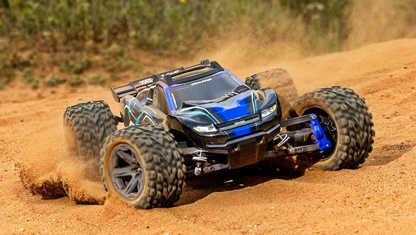 TRAXXAS 67164 1/10 RUSTLER 4X4 VXL 2S