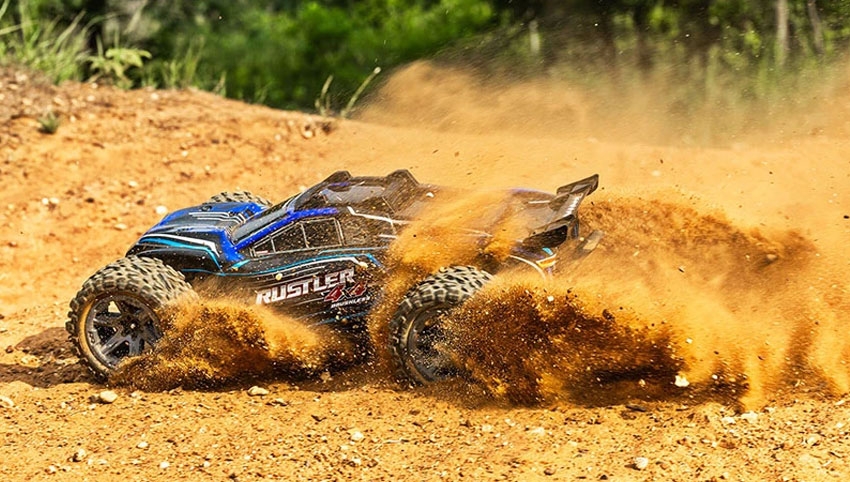 TRAXXAS 67164 1/10 RUSTLER 4X4 VXL 2S