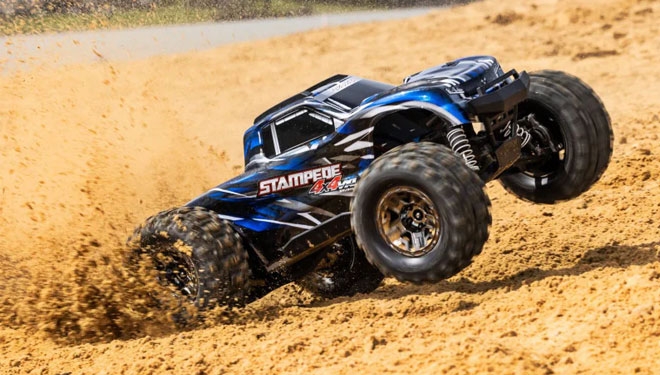 TRAXXAS 90376 Stampede V2 4x4 VXL