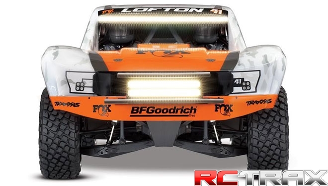 TRAXXAS Unlimited Desert Racer 4WD - wersja FOX + LED