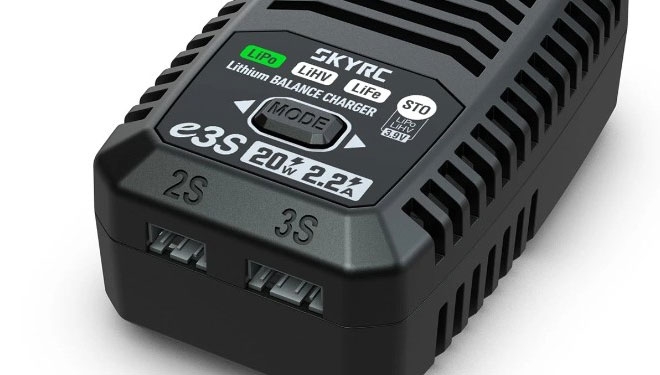 Ładowarka SkyRC e3S LiPo/LiHV/LiFe 2-3S 20W