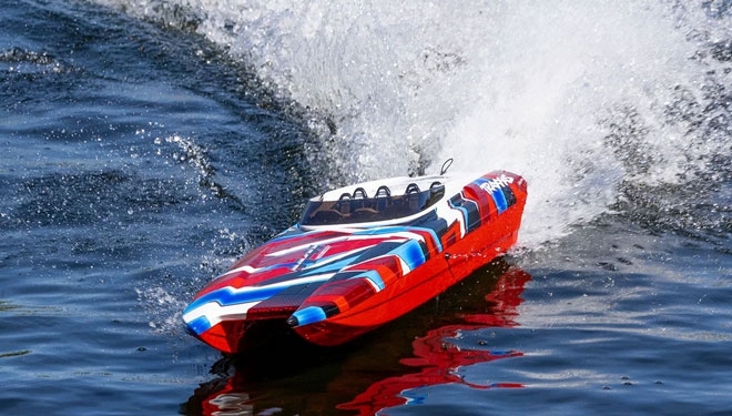 TRAXXAS DCB M41 łódź zdalnie sterowana