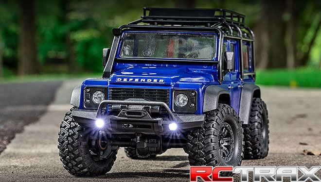 TRAXXAS TRX-4M RTR 1/18 Defender - silver + GRATIS
